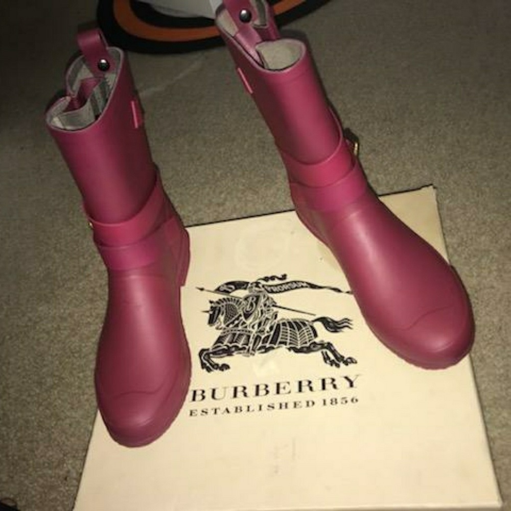 Rain boots - Picture 5 of 8